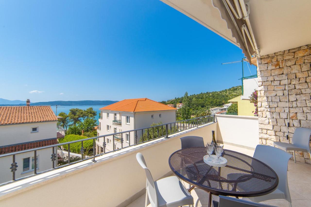 Apartmani Aida Živogošće المظهر الخارجي الصورة