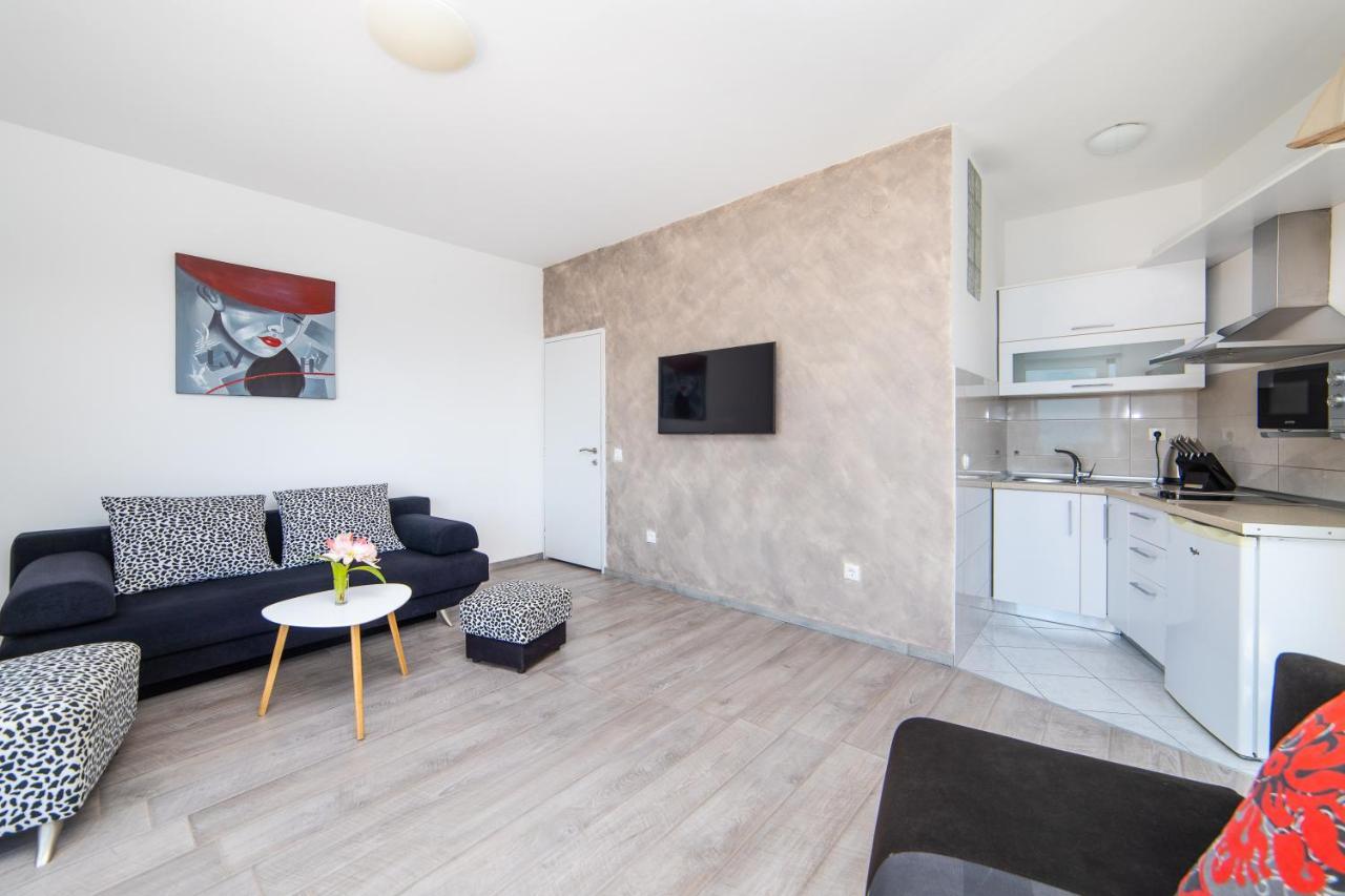 Apartmani Aida Živogošće المظهر الخارجي الصورة