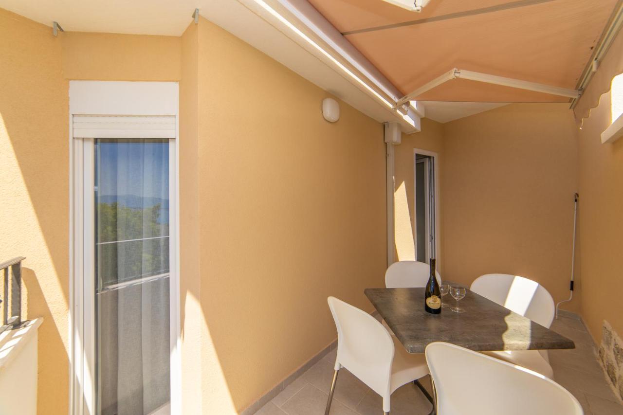 Apartmani Aida Živogošće المظهر الخارجي الصورة