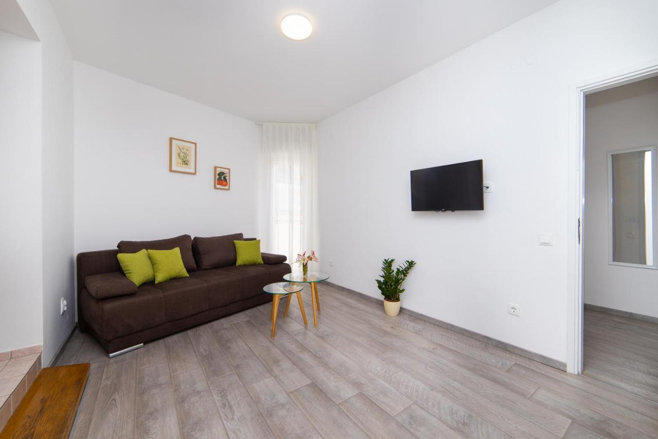 Apartmani Aida Živogošće المظهر الخارجي الصورة
